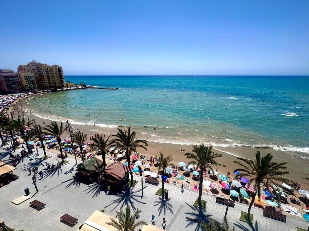 2 chambre Appartement à vendre à Torrevieja avec piscine - 130 000 € (Ref: 10067937)