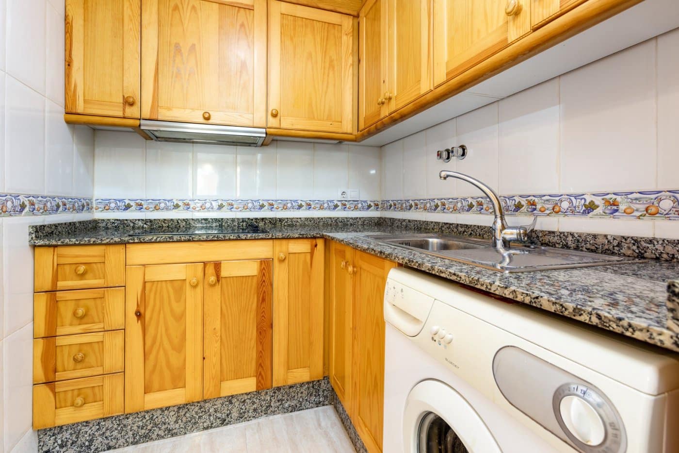 2 soverom Leilighet til leie i Torrevieja - € 780 (Ref: 10075660)
