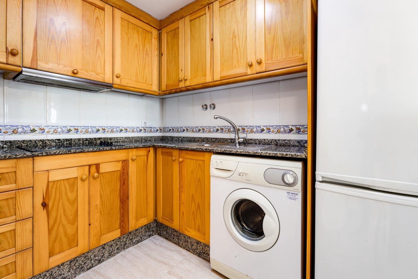 2 soverom Leilighet til leie i Torrevieja - € 780 (Ref: 10075660)