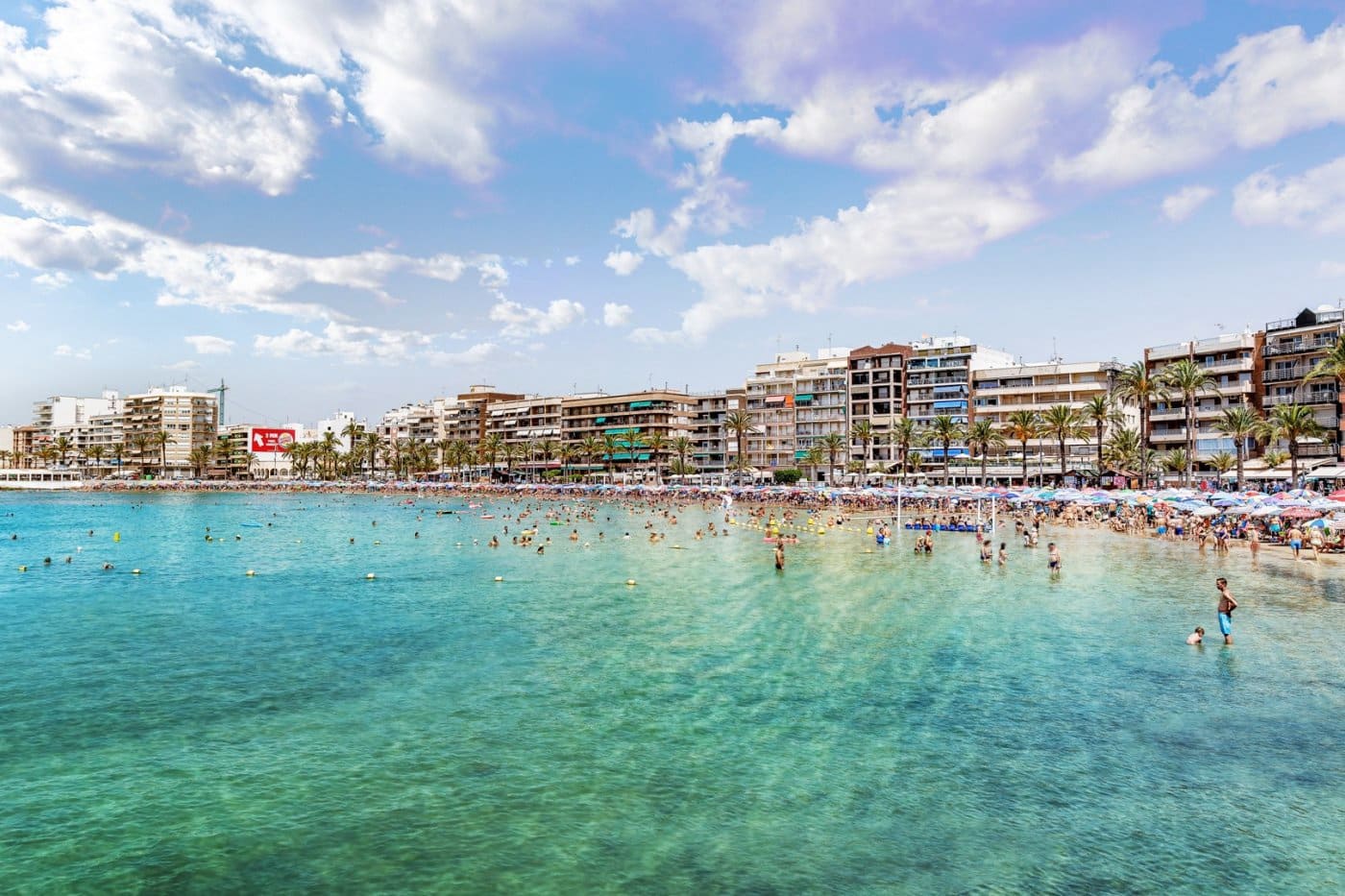 2 soverom Leilighet til leie i Torrevieja - € 780 (Ref: 10075660)