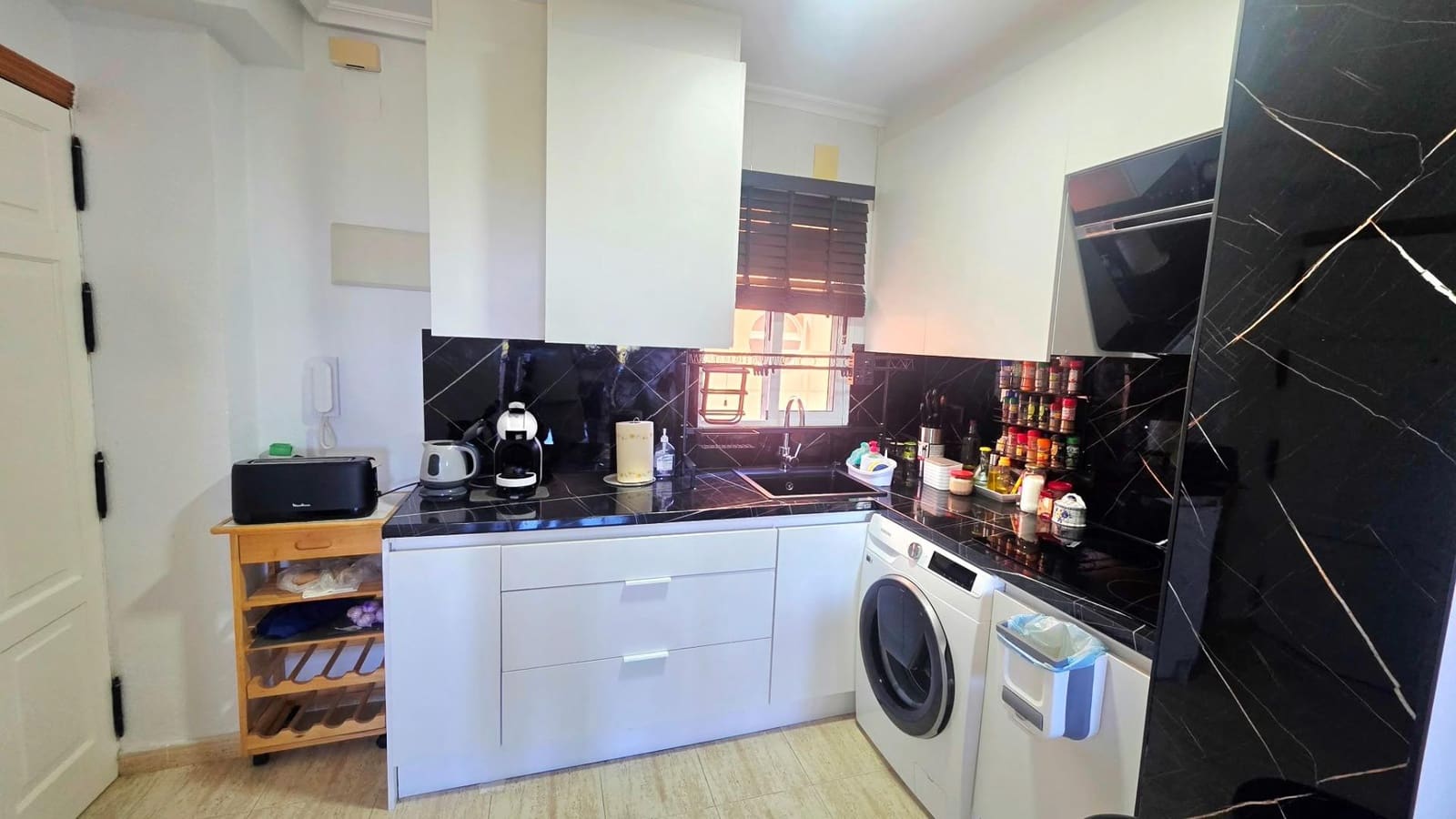 3 sypialnia Apartament na sprzedaż w Torrevieja z basenem - 155 000 € (Ref: 10081235)