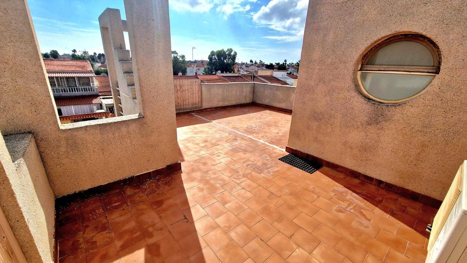 3 bedroom Villa for sale in Torrevieja with garage - € 229,990 (Ref: 10132005)