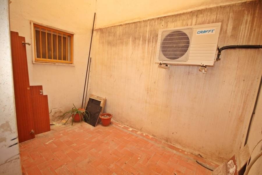 Commerciale in vendita in Torrevieja - 263.157 € (Rif: 3461237)