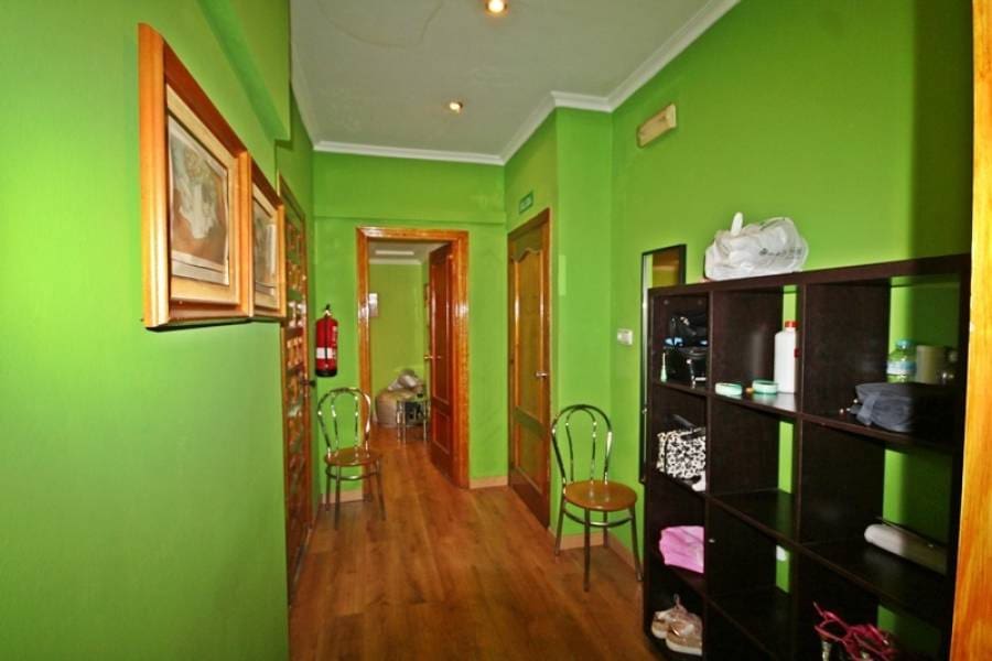 Kommersiell till salu i Torrevieja - 263 157 € (Ref: 3461237)