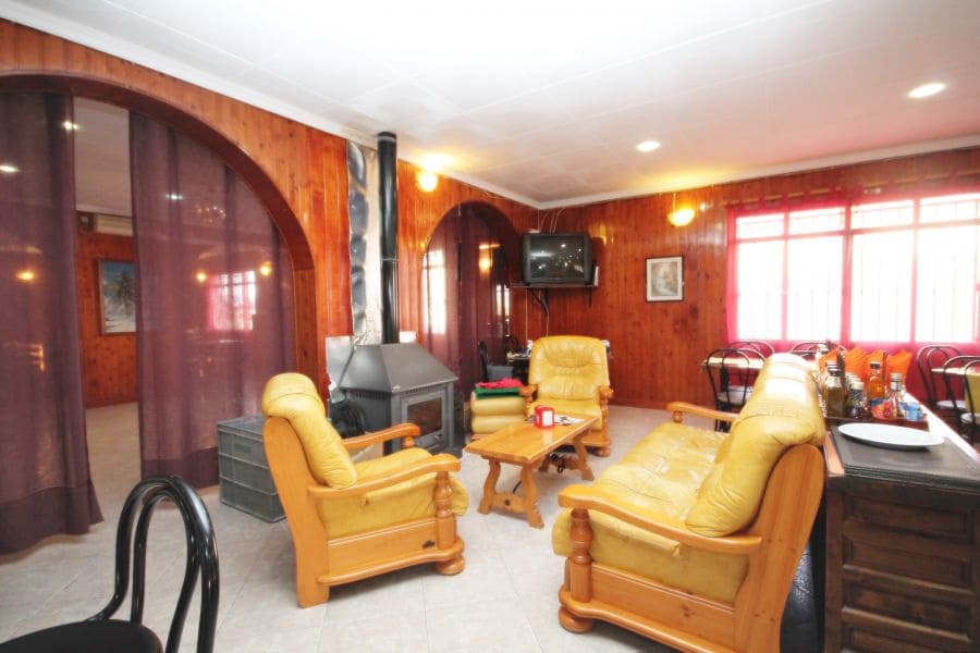 Gewerbe zu verkaufen in Torrevieja - 328.900 € (Ref: 4185773)