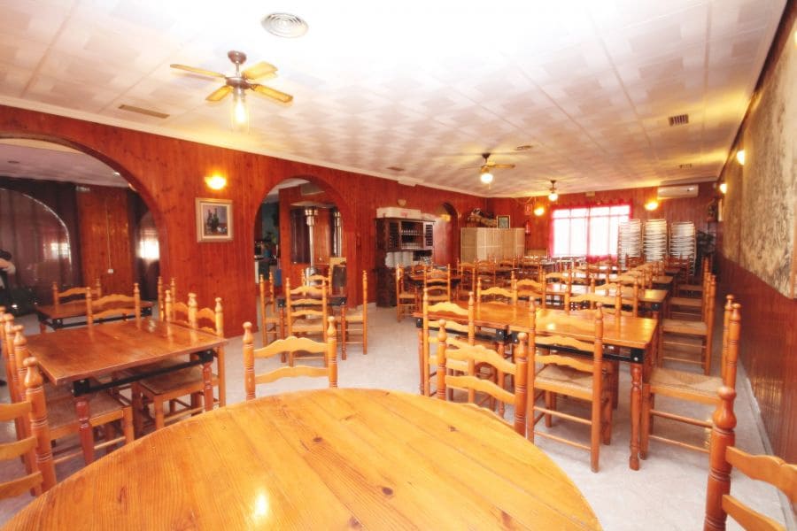 Local Commercial à vendre à Torrevieja - 328 900 € (Ref: 4185773)