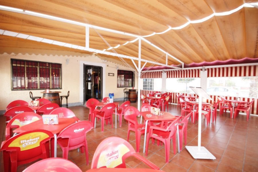 Commercial for sale in Torrevieja - € 328,900 (Ref: 4185773)