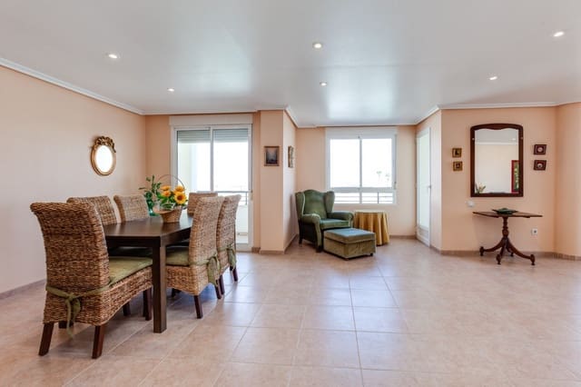 5 sypialnia Mieszkanie na sprzedaż w Centro, Torrevieja z garażem - 275 000 € (Ref: 5553688)