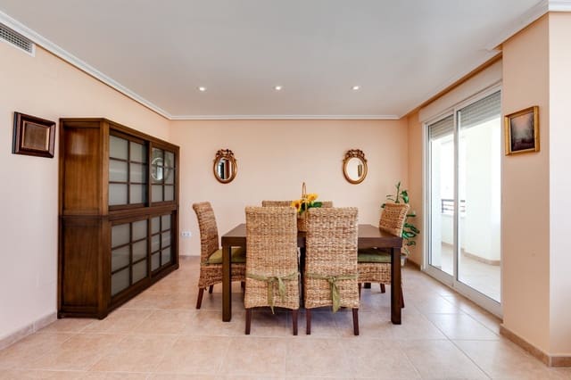 5 soverom Leilighet til salgs i Centro, Torrevieja med garasje - € 275 000 (Ref: 5553688)