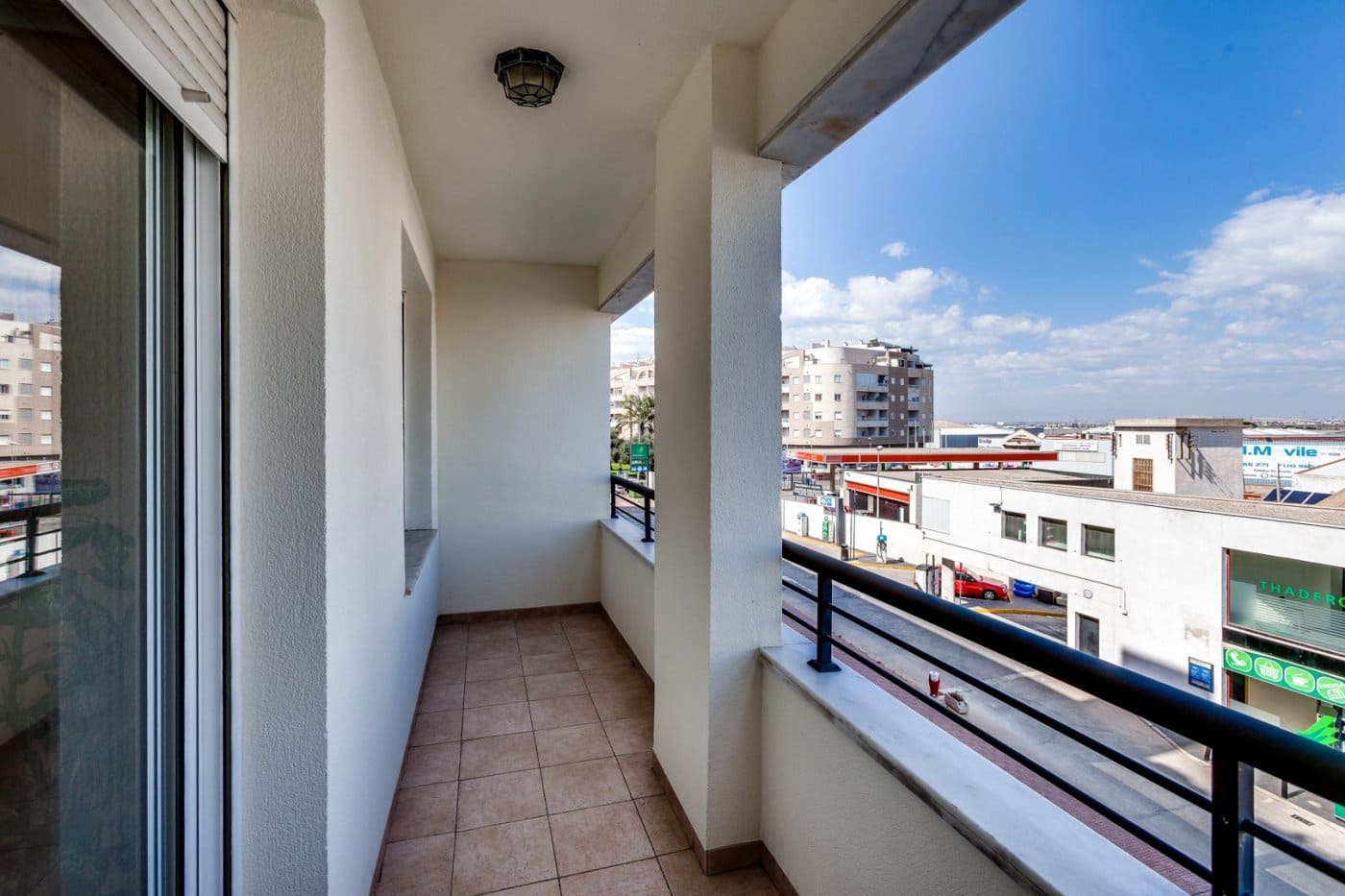 Piso de 5 habitaciones en Torrevieja en venta con garaje - 275.000 € (Ref: 5553688)