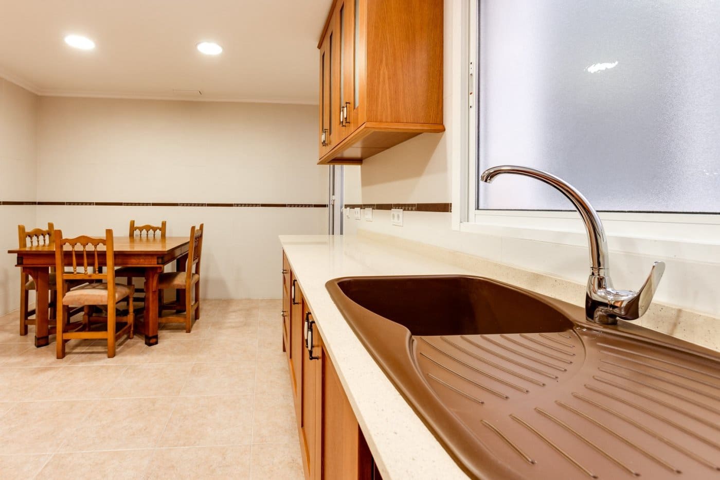 Piso de 5 habitaciones en Torrevieja en venta con garaje - 275.000 € (Ref: 5553688)