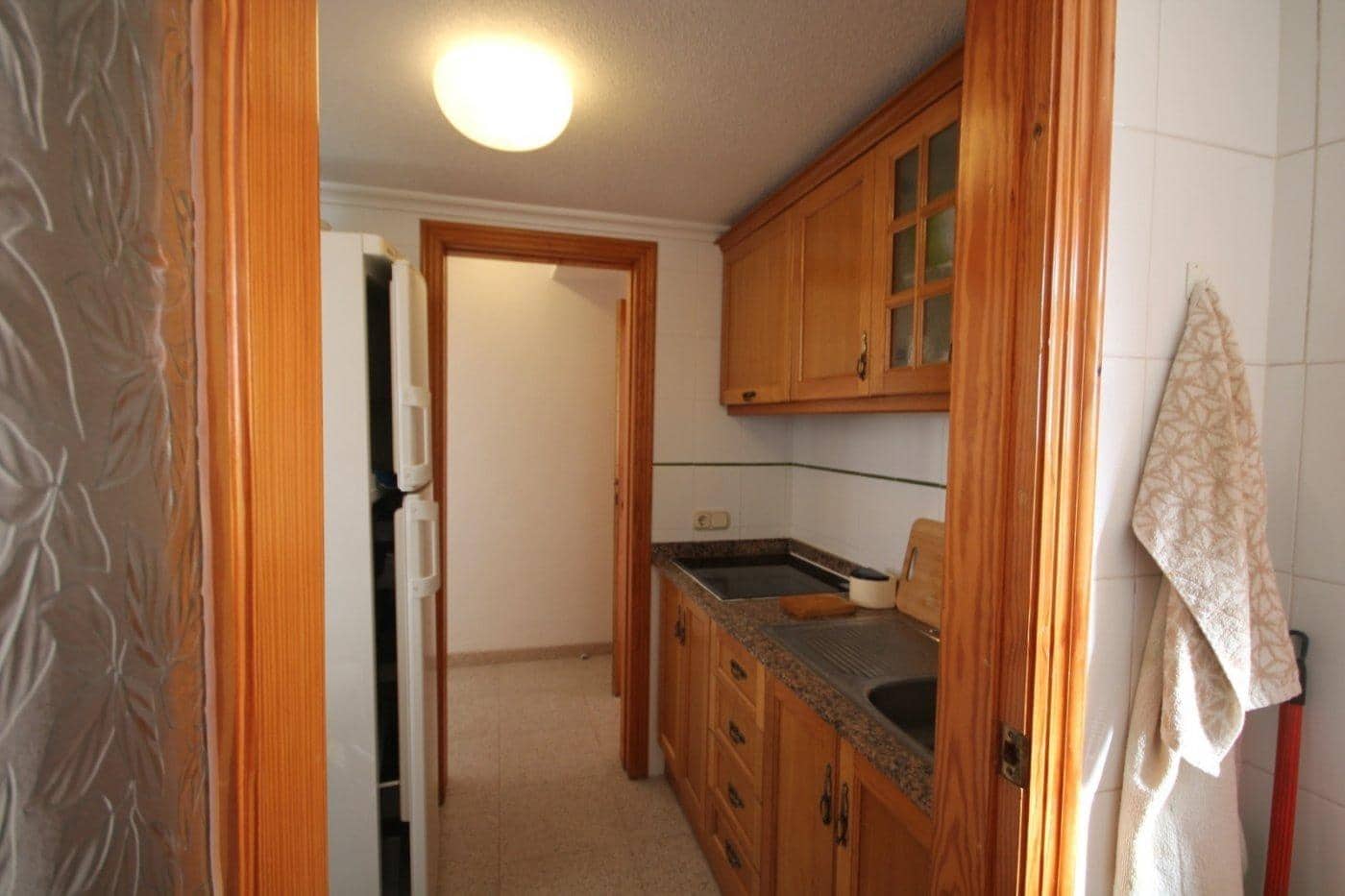   2 soveværelse   ferieLejlighed i Torrevieja   med   swimmingpool   - € 800 (Ref: 7233017)