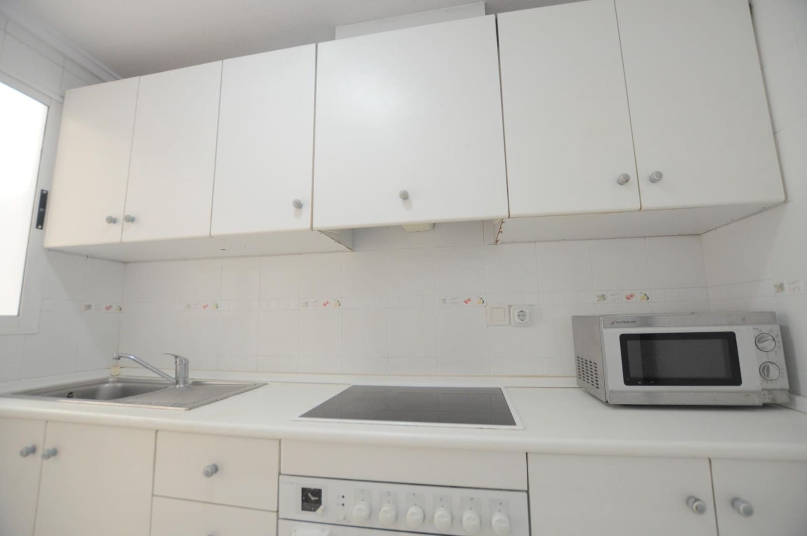 3 soverom Leilighet til salgs i Torrevieja med garasje - € 150 000 (Ref: 7980368)