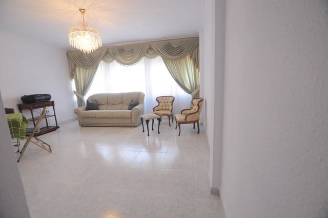 3 Zimmer Wohnung zu verkaufen in Centro, Torrevieja mit Garage - 150.000 € (Ref: 7980368)