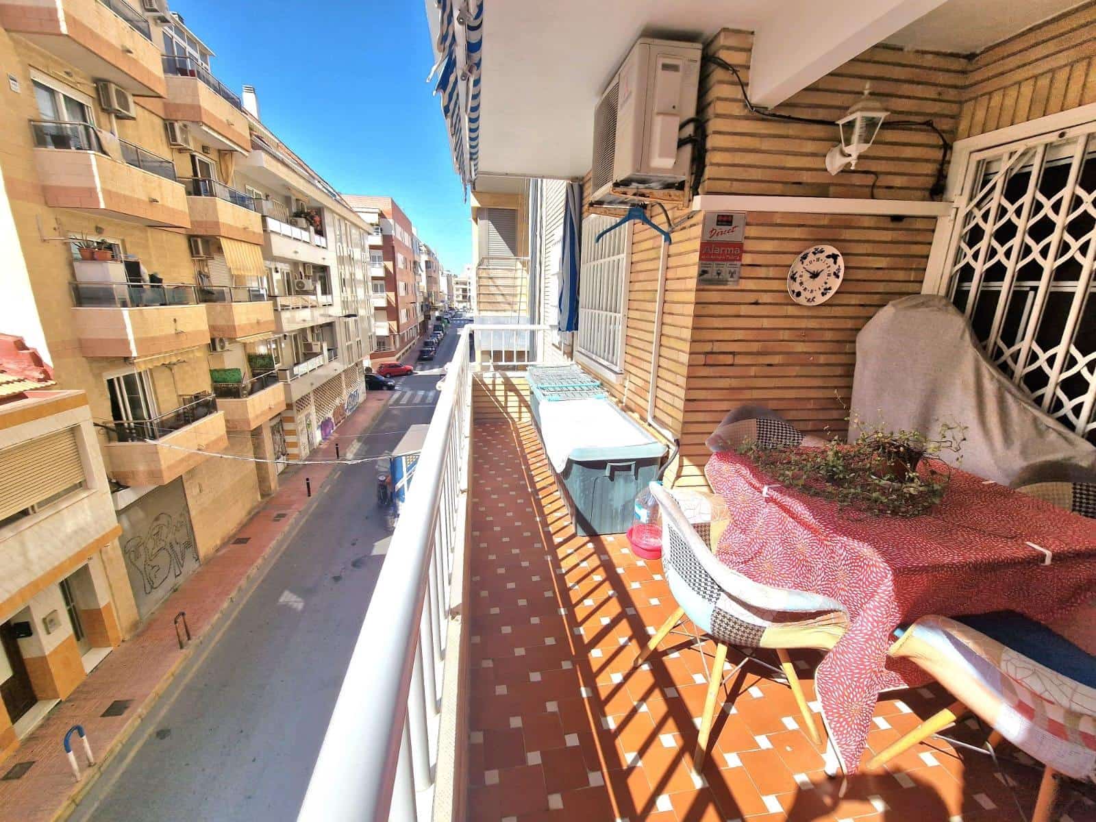 Apartamento de 3 habitaciones en Torrevieja en venta con garaje - 219.990 € (Ref: 8511707)