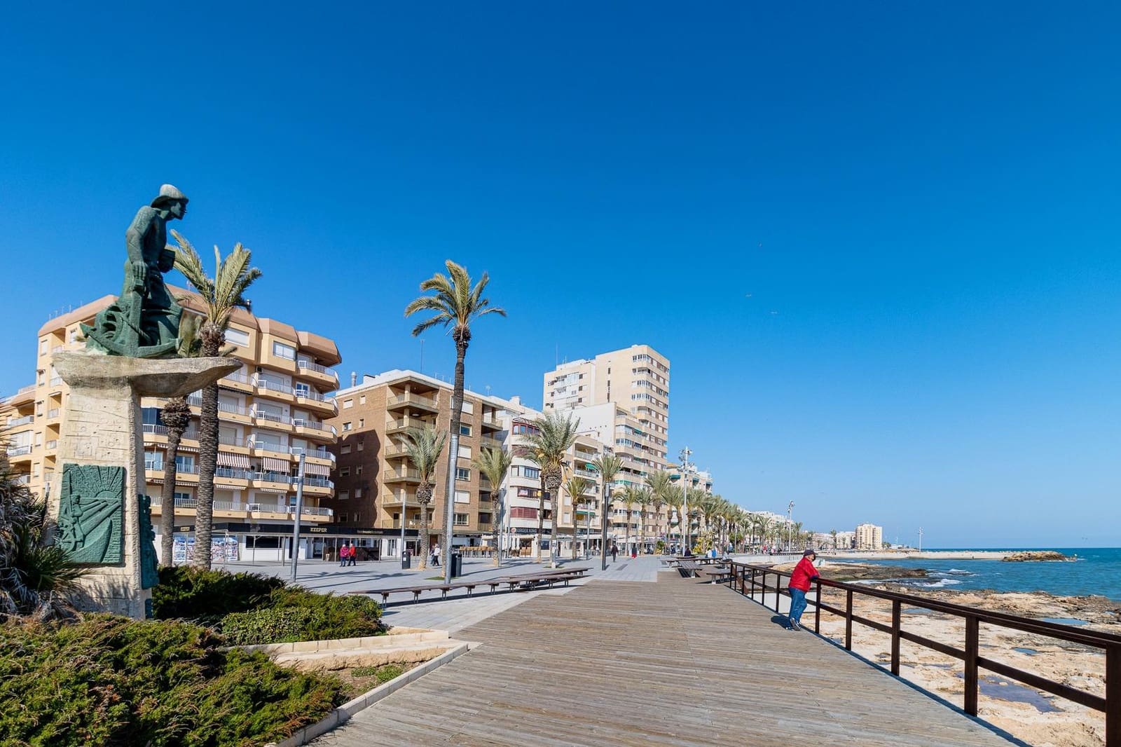Apartamento de 3 habitaciones en Torrevieja en venta con garaje - 219.990 € (Ref: 8511707)
