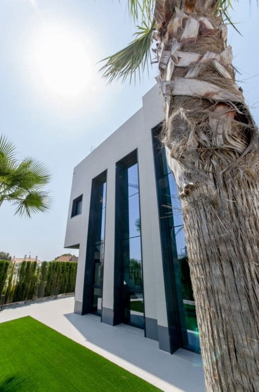 3 bedroom Villa for sale in Campoamor with pool - € 1,195,000 (Ref: 8916086)