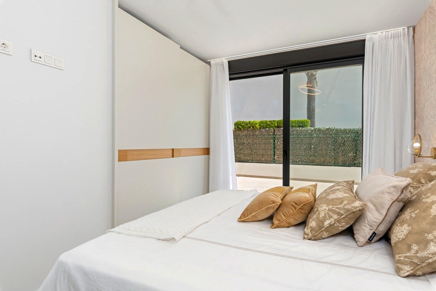 3 bedroom Villa for sale in Campoamor with pool - € 995,000 (Ref: 8916091)