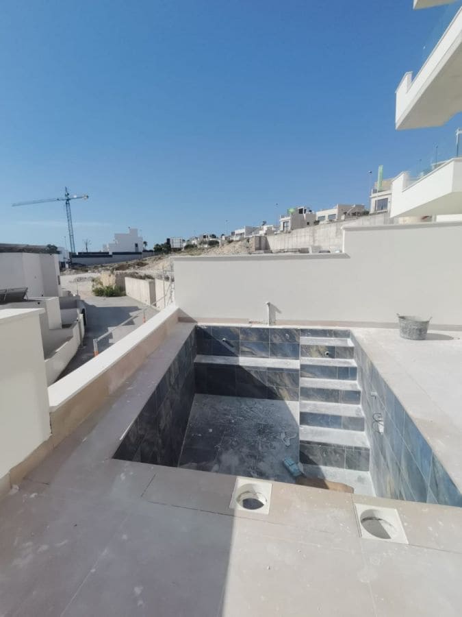 3 bedroom Bungalow for sale in San Miguel de Salinas with pool - € 415,000 (Ref: 8916095)