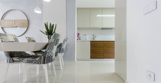 4 slaapkamer Villa te koop in San Miguel de Salinas met zwembad - € 975.000 (Ref: 8921418)