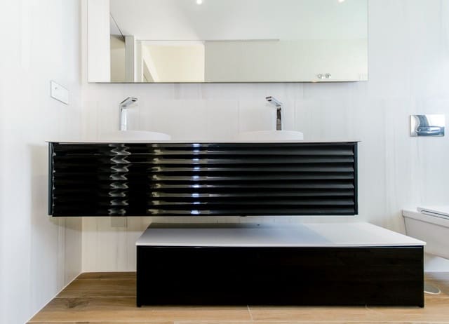 3 slaapkamer Villa te koop in San Miguel de Salinas met zwembad - € 1.250.000 (Ref: 8921419)