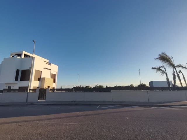 5 quarto Moradia para venda em Los Montesinos com piscina garagem - 780 000 € (Ref: 8926470)