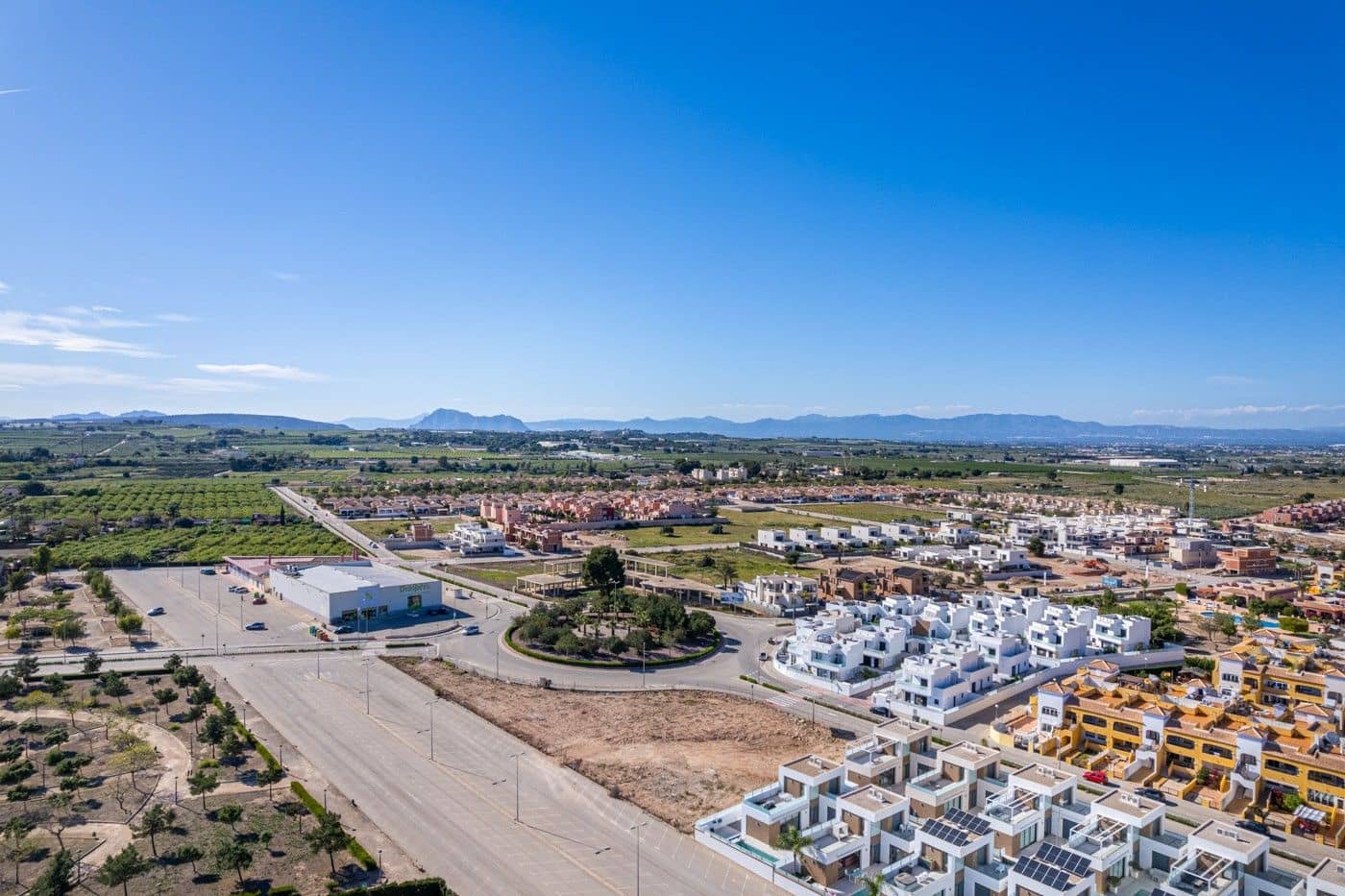 3 slaapkamer Villa te koop in Los Montesinos met zwembad - € 485.000 (Ref: 8926483)