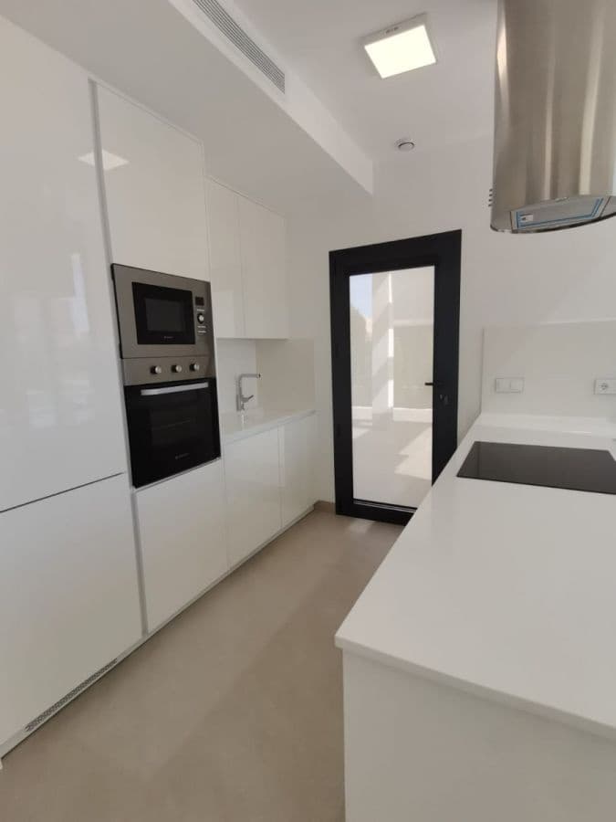 2 bedroom Villa for sale in Playa Honda with pool - € 510,000 (Ref: 8926492)
