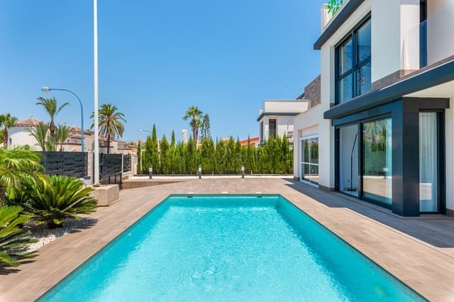 4 makuuhuone Huvila myytävänä paikassa Los Belones, Cartagena mukana uima-altaan - 575 000 € (Ref: 8926493)
