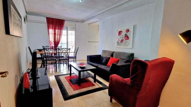 2 soveværelse Penthouse til salg i Centro, Torrevieja med garage - € 129.990 (Ref: 8936807)