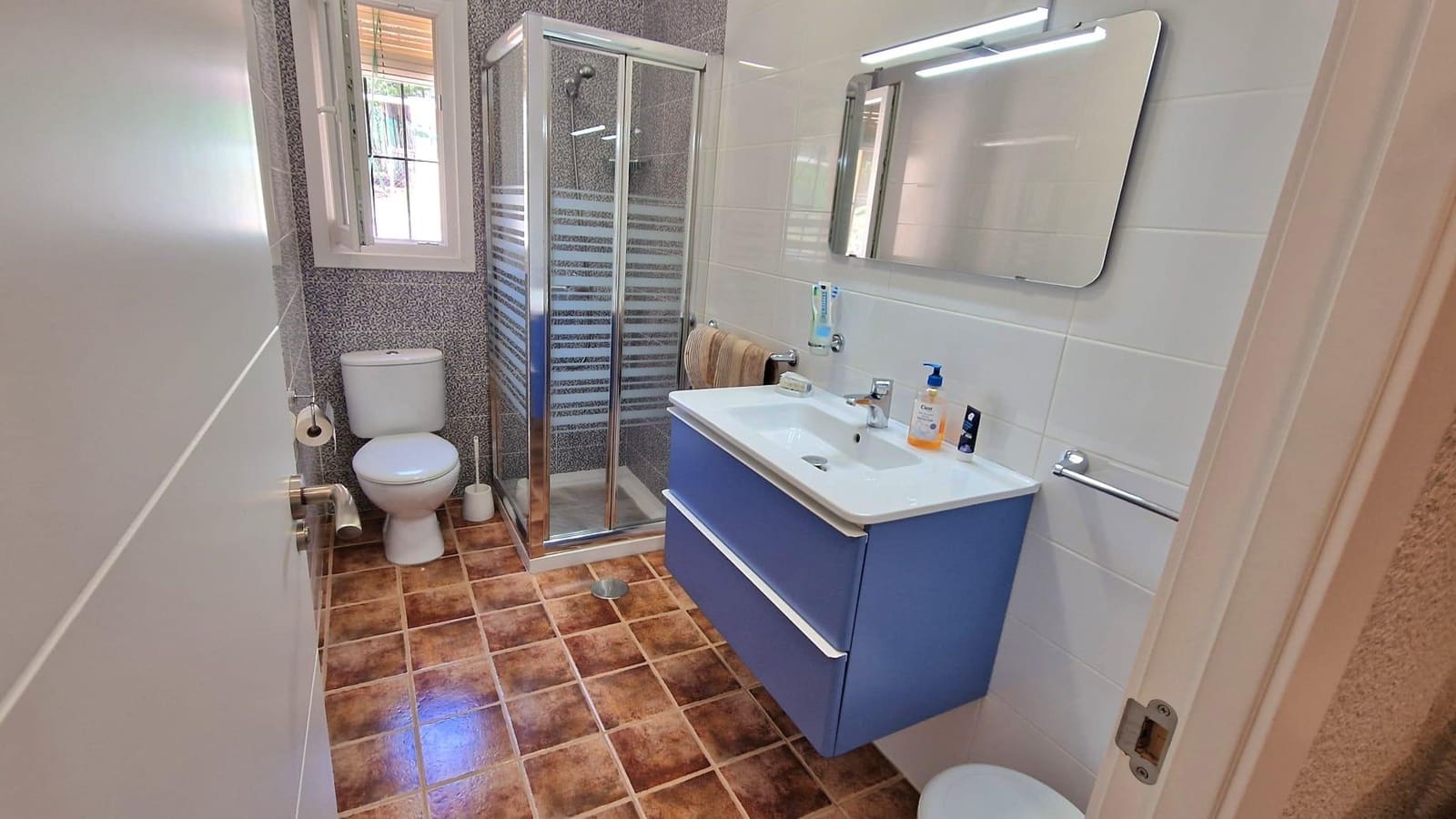 3 sypialnia Willa na sprzedaż w Torrevieja z garażem - 430 000 € (Ref: 8950658)