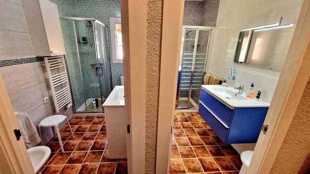 3 sypialnia Willa na sprzedaż w Los Balcones - Los Altos, Torrevieja z garażem - 430 000 € (Ref: 8950658)