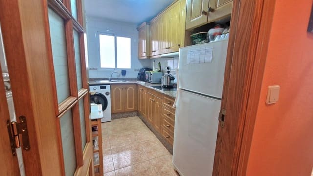 3 soveværelse Lejlighed til salg i Centro, Torrevieja med garage - € 167.000 (Ref: 9059674)