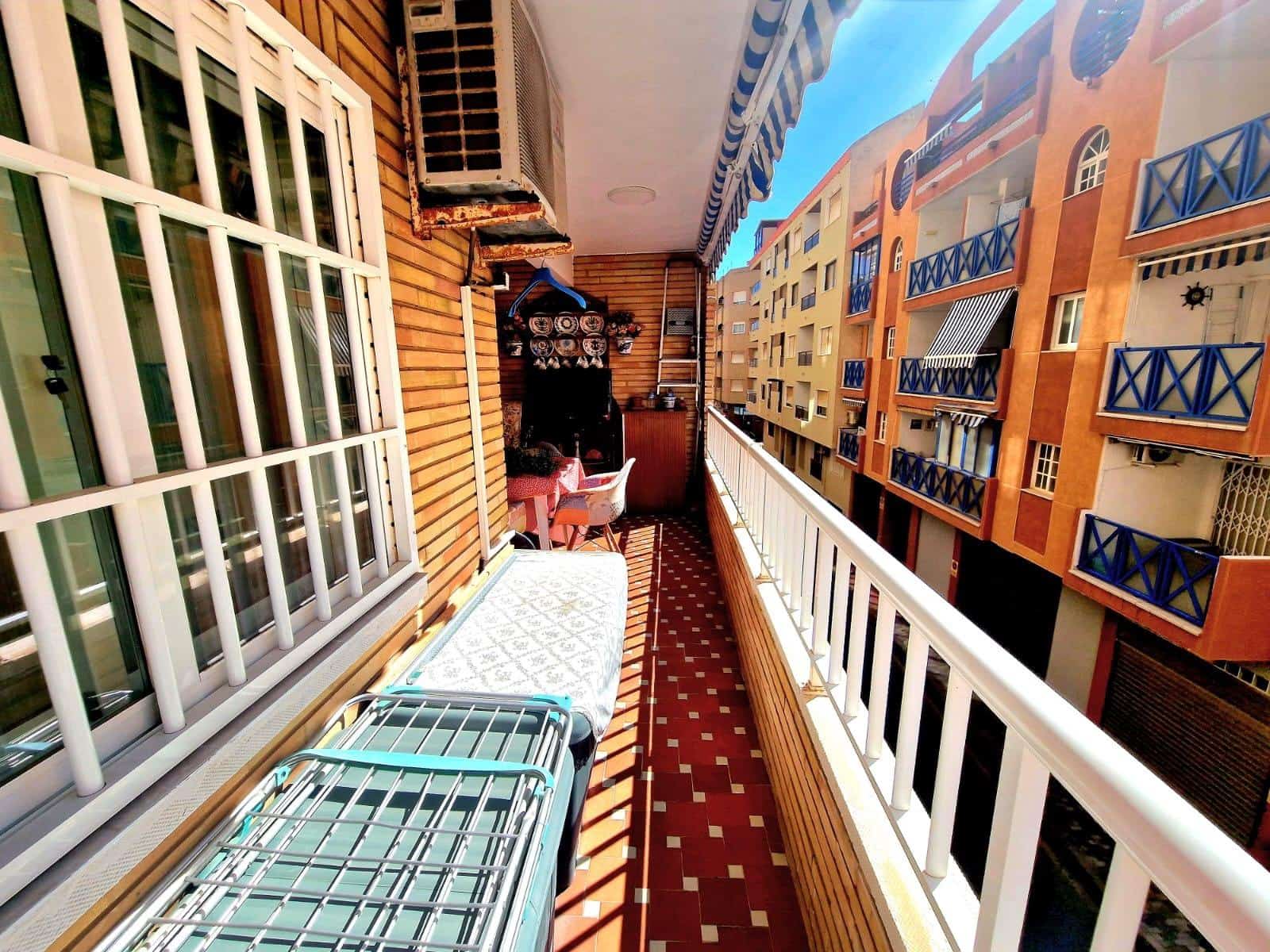 3 bedroom Flat for sale in Torrevieja - € 219,990 (Ref: 9059676)