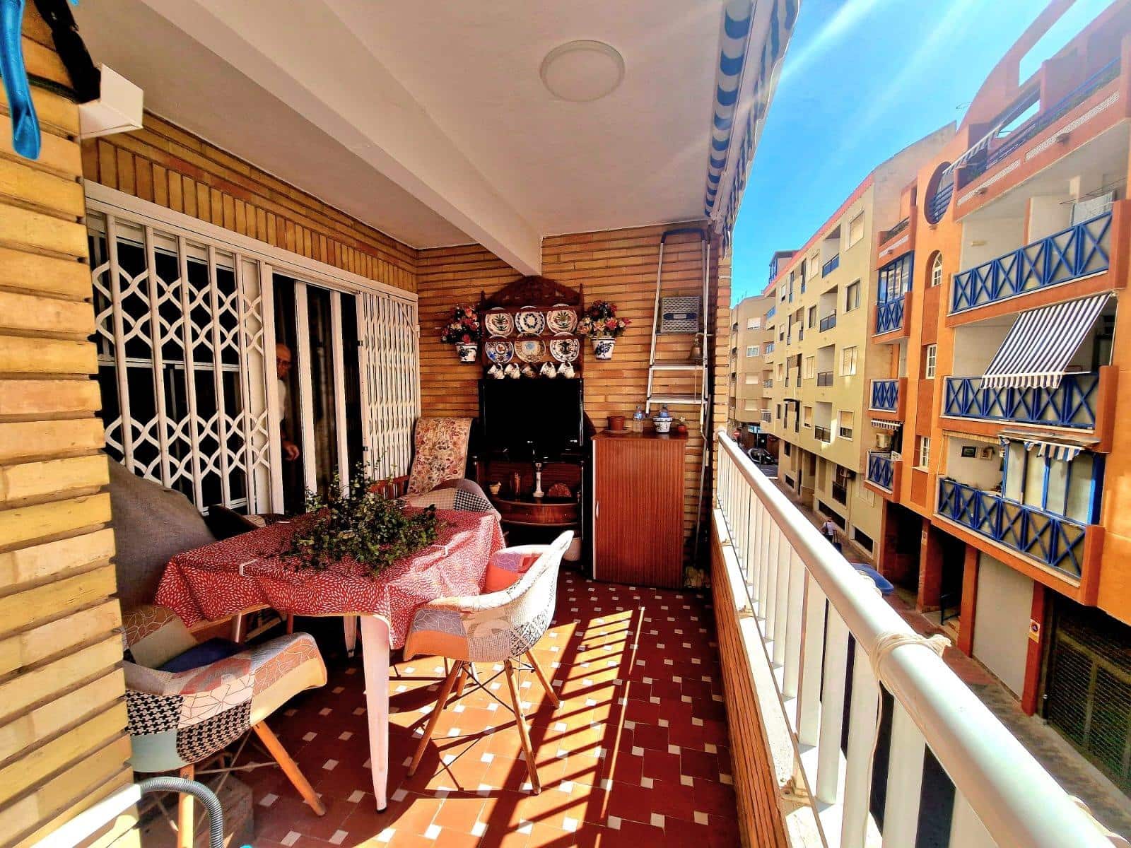 3 chambre Appartement à vendre à Torrevieja - 219 990 € (Ref: 9059676)