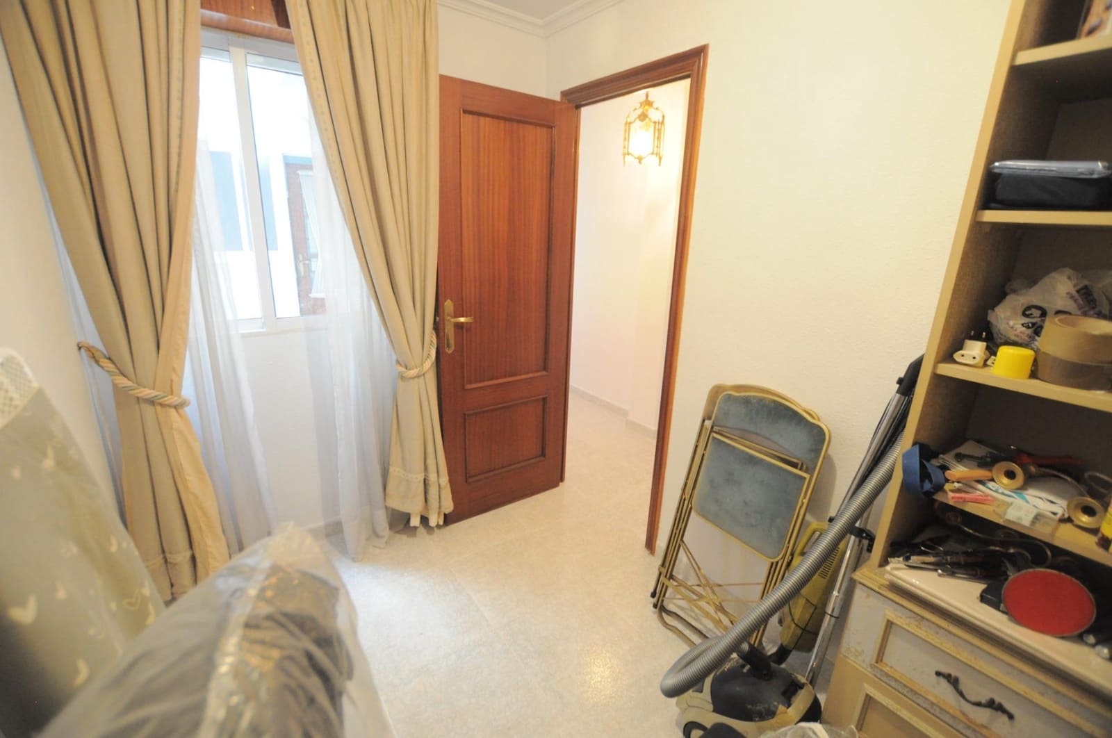 3 sypialnia Mieszkanie na sprzedaż w Torrevieja z garażem - 150 000 € (Ref: 9059681)