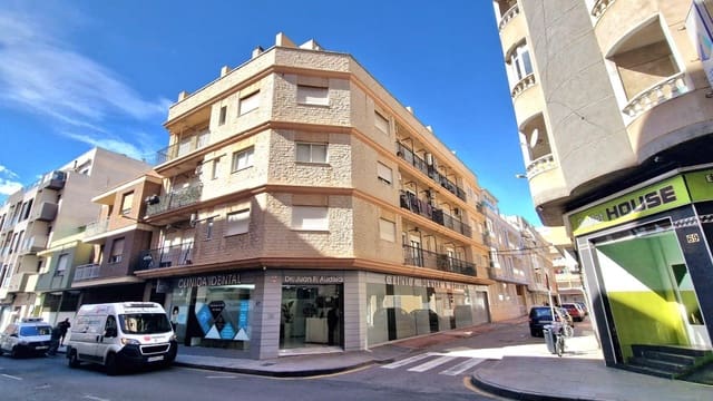 2 soverom Leilighet til salgs i Centro, Torrevieja med garasje - € 129 990 (Ref: 9073308)