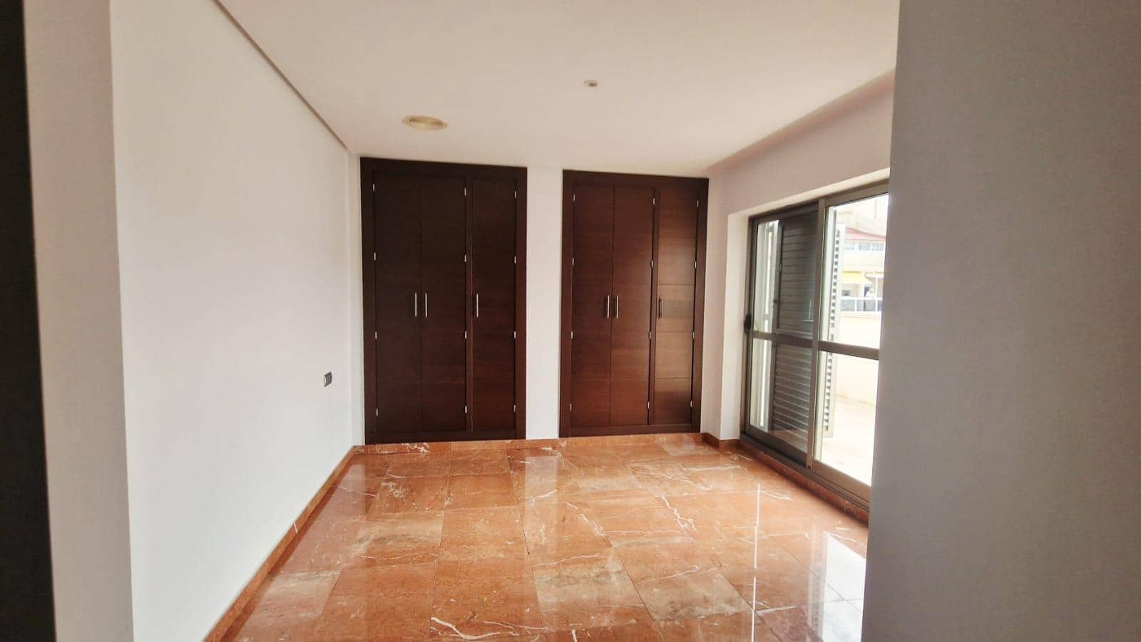4 quarto Penthouse para venda em Torrevieja - 999 990 € (Ref: 9081442)
