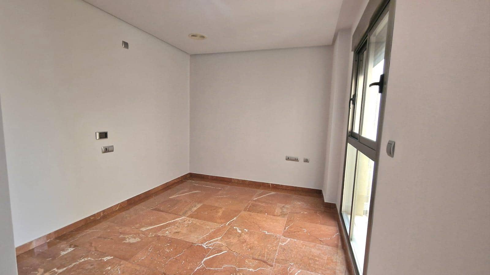 4 quarto Penthouse para venda em Torrevieja - 999 990 € (Ref: 9081442)