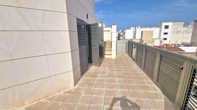 Ático de 4 habitaciones en Centro, Torrevieja en venta - 999.990 € (Ref: 9081442)