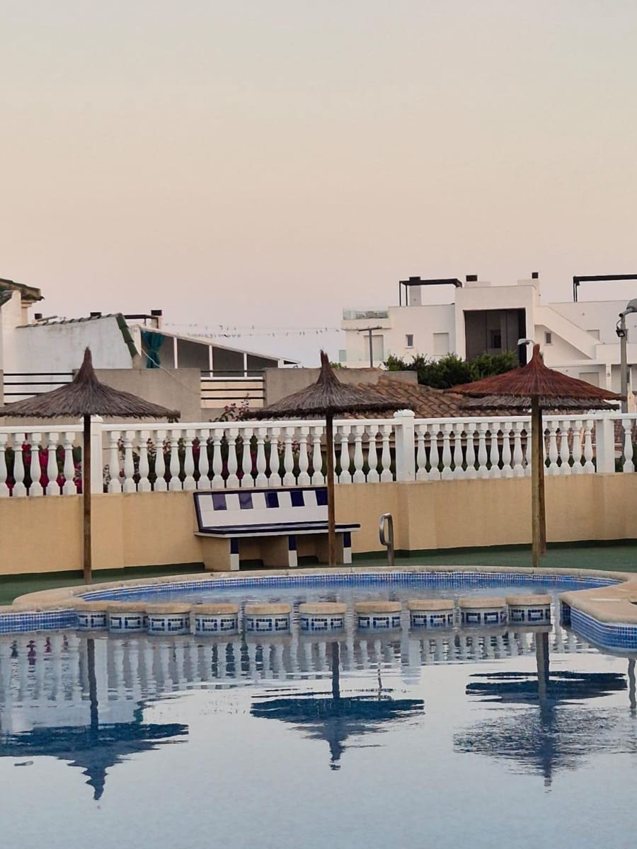 Apartamento de 3 habitaciones en Los Altos en venta con piscina - 180.000 € (Ref: 9112259)