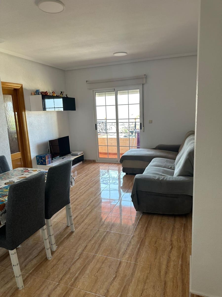 2 slaapkamer Appartement te koop in Los Montesinos - € 130.000 (Ref: 9116004)