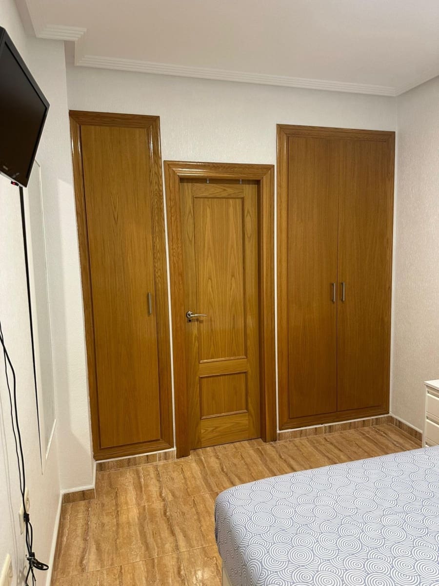 2 slaapkamer Appartement te koop in Los Montesinos - € 130.000 (Ref: 9116004)