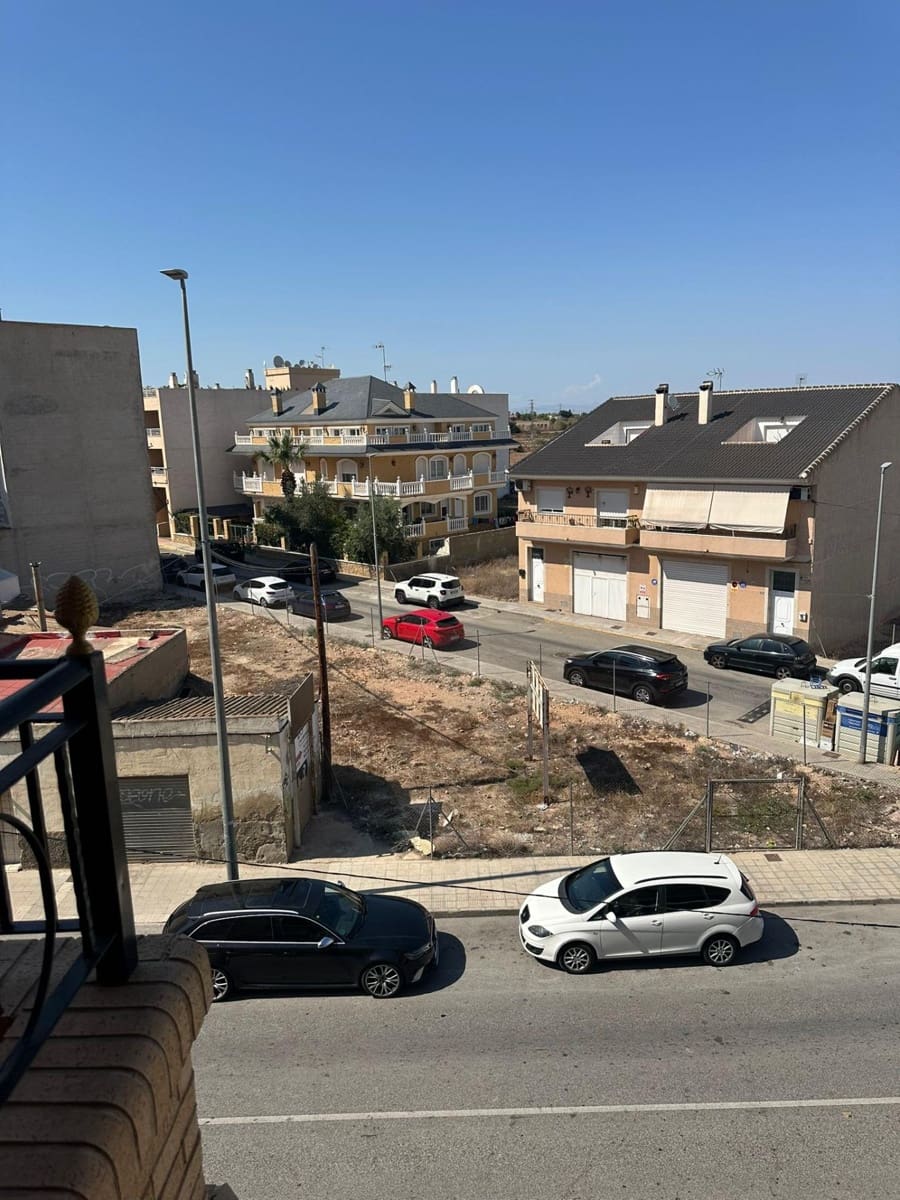 2 slaapkamer Appartement te koop in Los Montesinos - € 130.000 (Ref: 9116004)