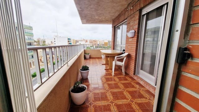 2 bedroom Flat for sale in Playa del Acequión, Torrevieja - € 165,000 (Ref: 9128181)