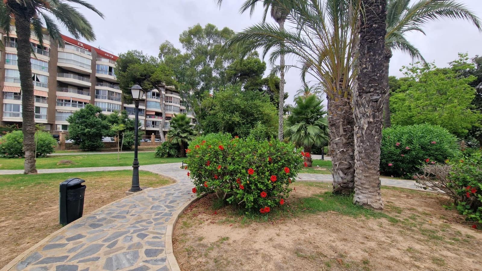 2 sypialnia Apartament na sprzedaż w Torrevieja - 184 999 € (Ref: 9129647)