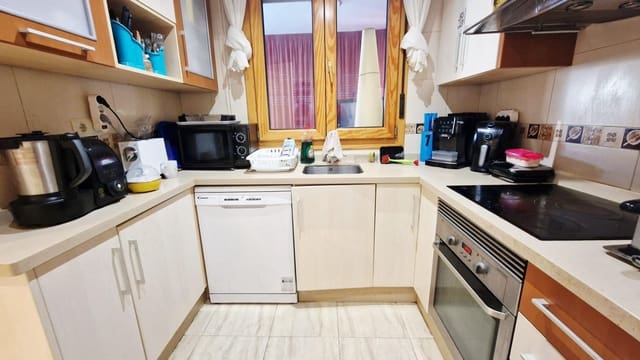 2 soveværelse Lejlighed til salg i El Moncayo, Guardamar del Segura med swimmingpool garage - € 300.000 (Ref: 9145404)