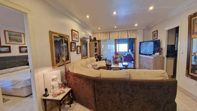 2 Zimmer Apartment zu verkaufen in El Moncayo, Guardamar del Segura mit Pool Garage - 300.000 € (Ref: 9145405)