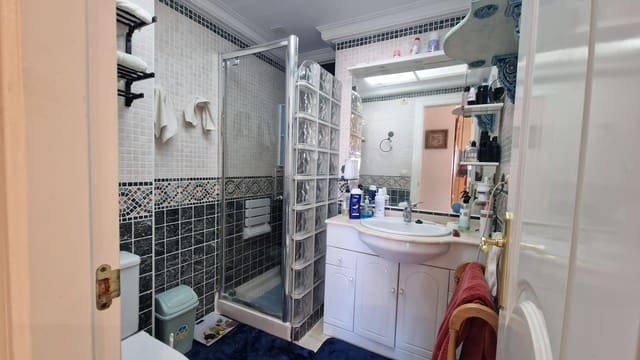 2 Zimmer Apartment zu verkaufen in El Moncayo, Guardamar del Segura mit Pool Garage - 300.000 € (Ref: 9145405)