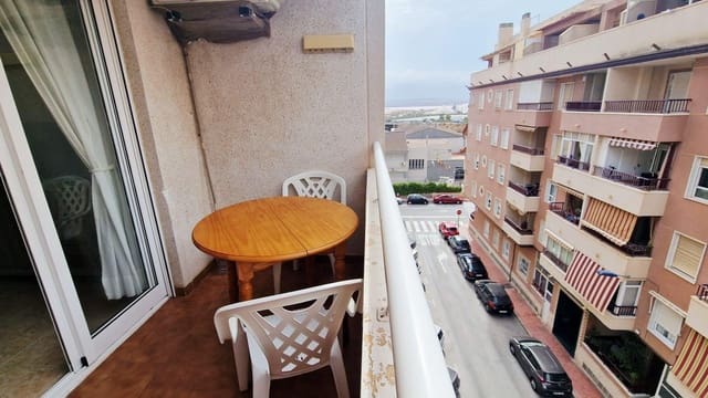 2 sovrum Lägenhet till salu i Centro, Torrevieja med pool - 125 000 € (Ref: 9151848)